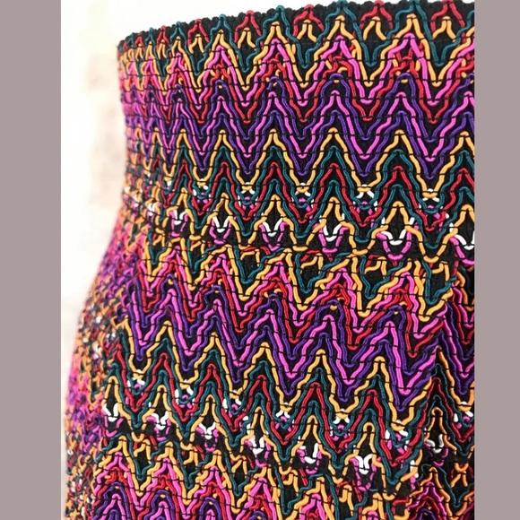 Francesca's Annabella Beautiful Zig Zag Chevron - Picture 1 of 4